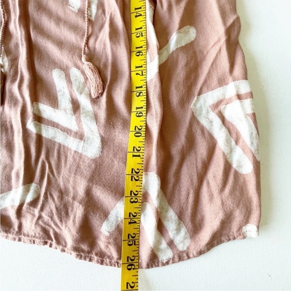 Lucky Brand Women's Top Aztec Boho Smocked Southwest Blouse Salmon Medium - Picture 8 of 9